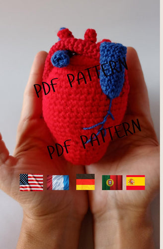 Amigurumi  Heart Crochet Pattern in US English,German,Spanish,French &Portuguese Anatomical Heart Organ Crochet Design, Realistic Heart